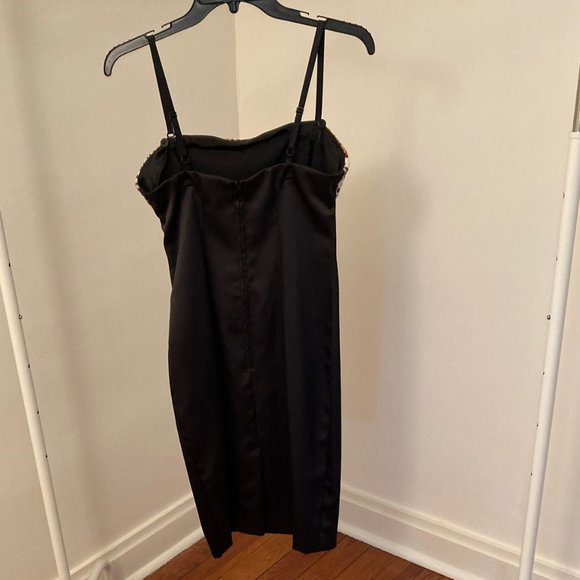 Pinup Couture Stephanie Wiggle Dress, Black with Faux Fur Trim, Size Medium - Picture 4 of 9